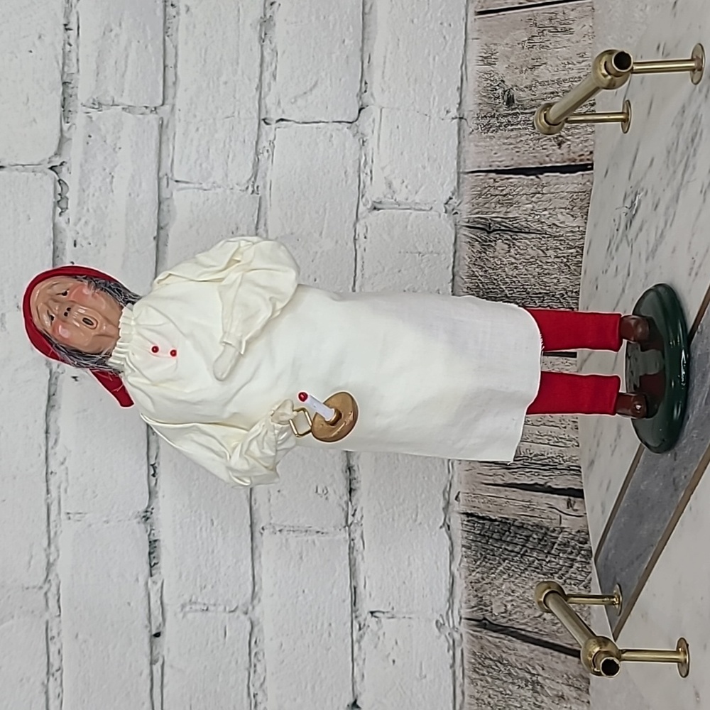 Byers' Choice Caroler 1984/93 2nd Ed. Scrooge From "A Christmas Carol" Vintage